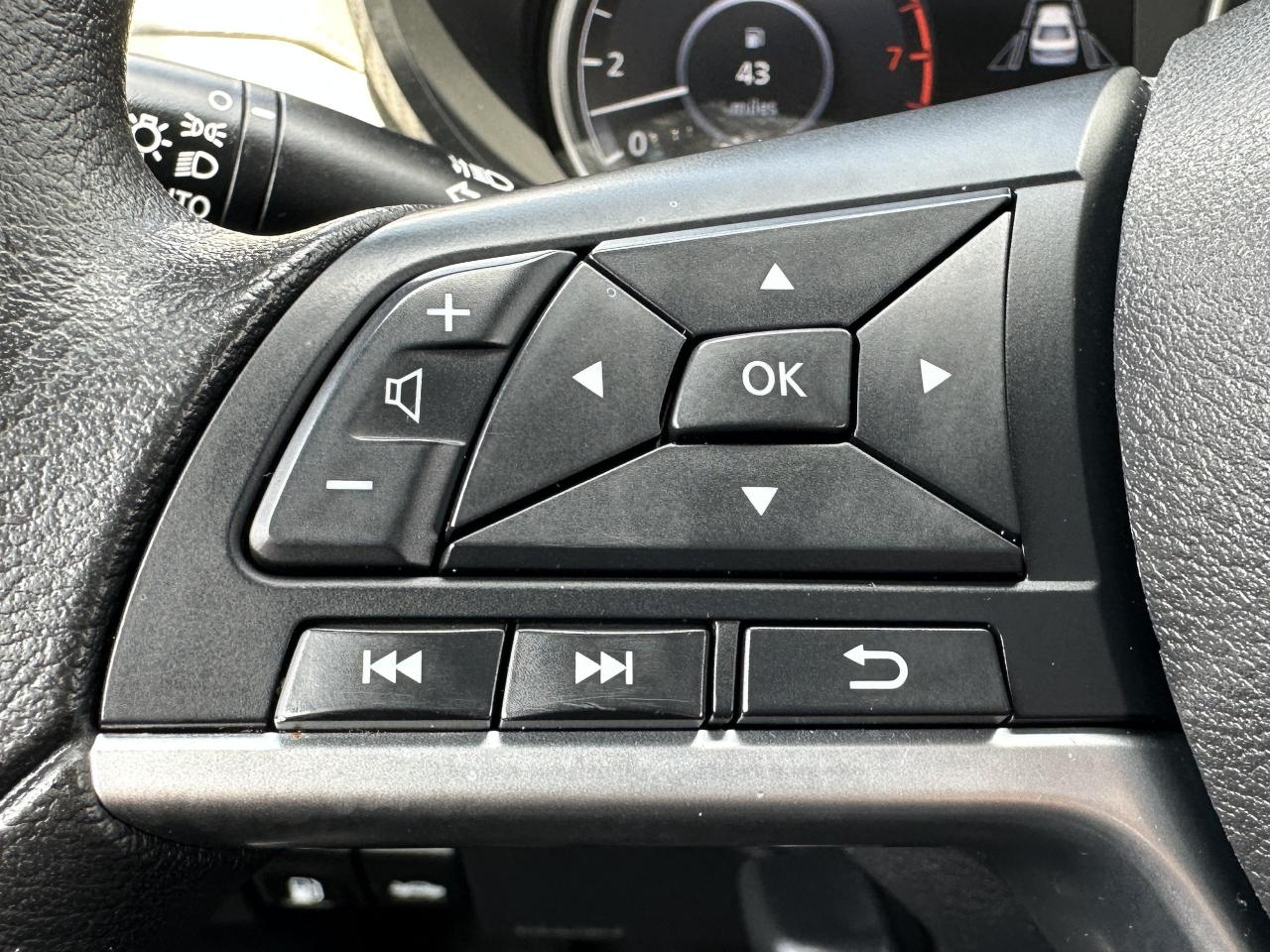 Nissan Versa SV 2021