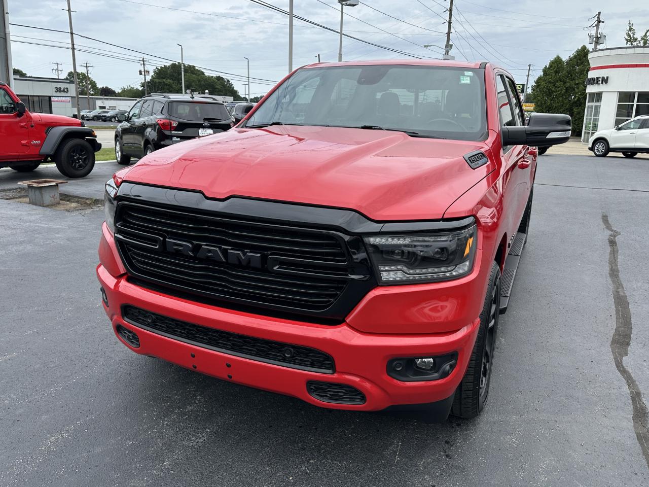 RAM 1500 Big Horn Crew Cab 4WD 2021