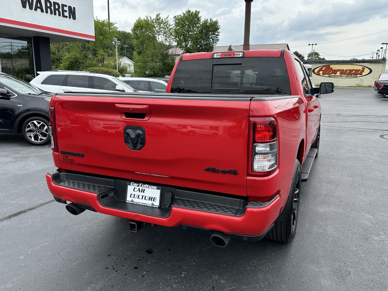 RAM 1500 Big Horn Crew Cab 4WD 2021