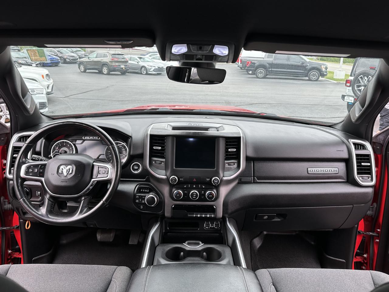 RAM 1500 Big Horn Crew Cab 4WD 2021
