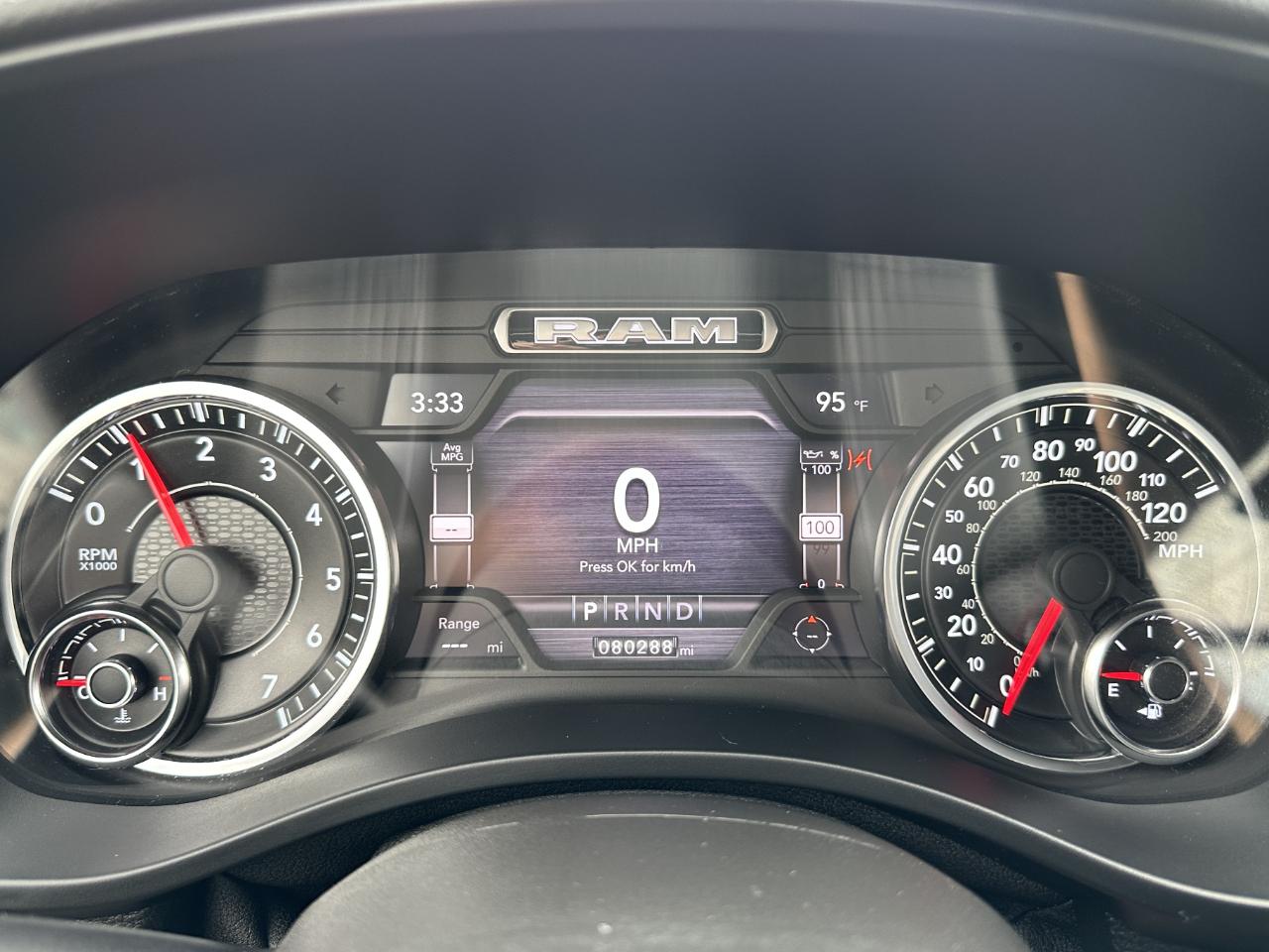 RAM 1500 Big Horn Crew Cab 4WD 2021