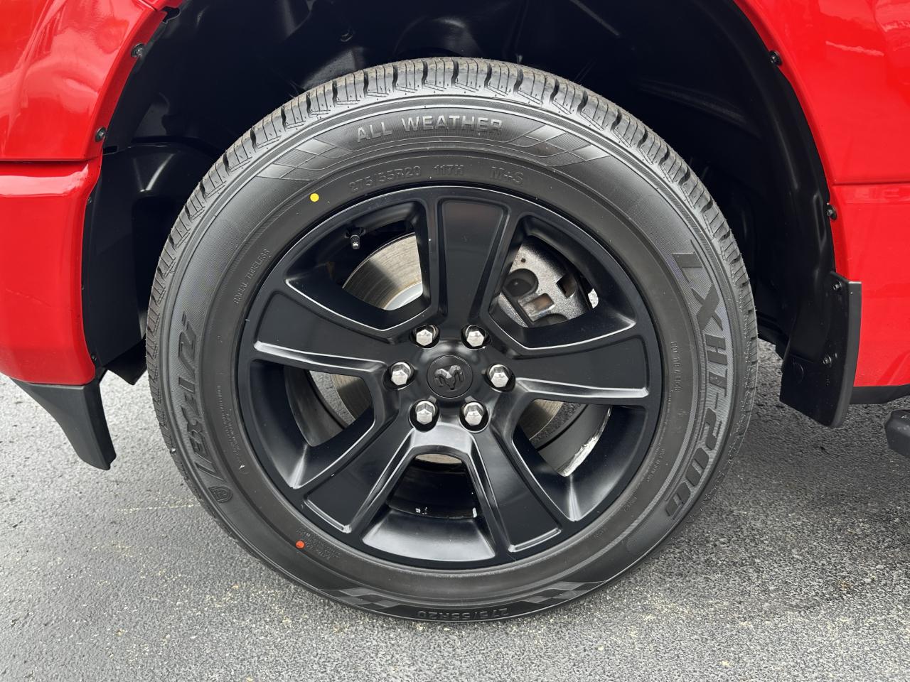 RAM 1500 Big Horn Crew Cab 4WD 2021
