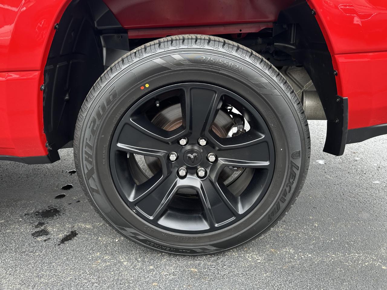 RAM 1500 Big Horn Crew Cab 4WD 2021