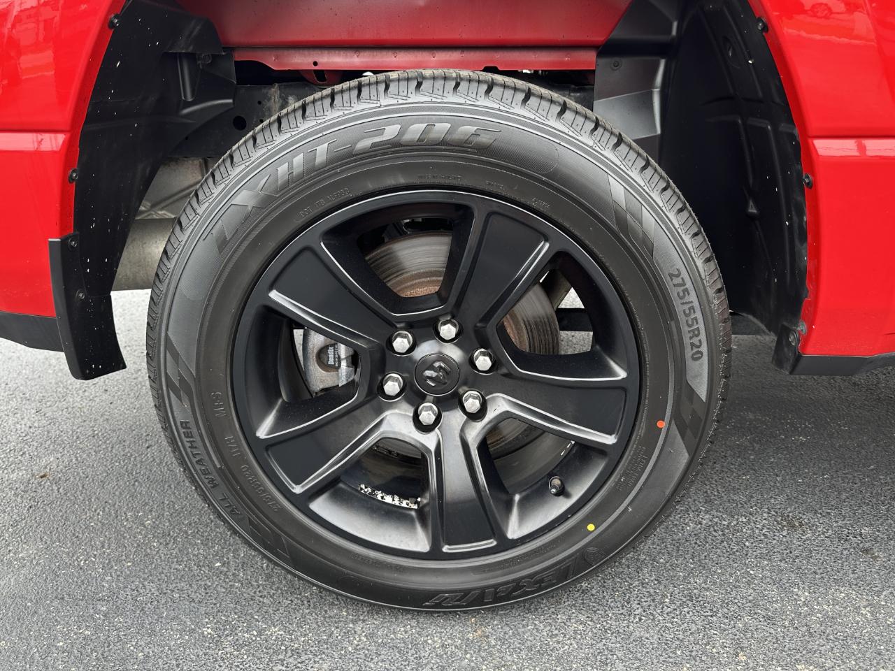 RAM 1500 Big Horn Crew Cab 4WD 2021