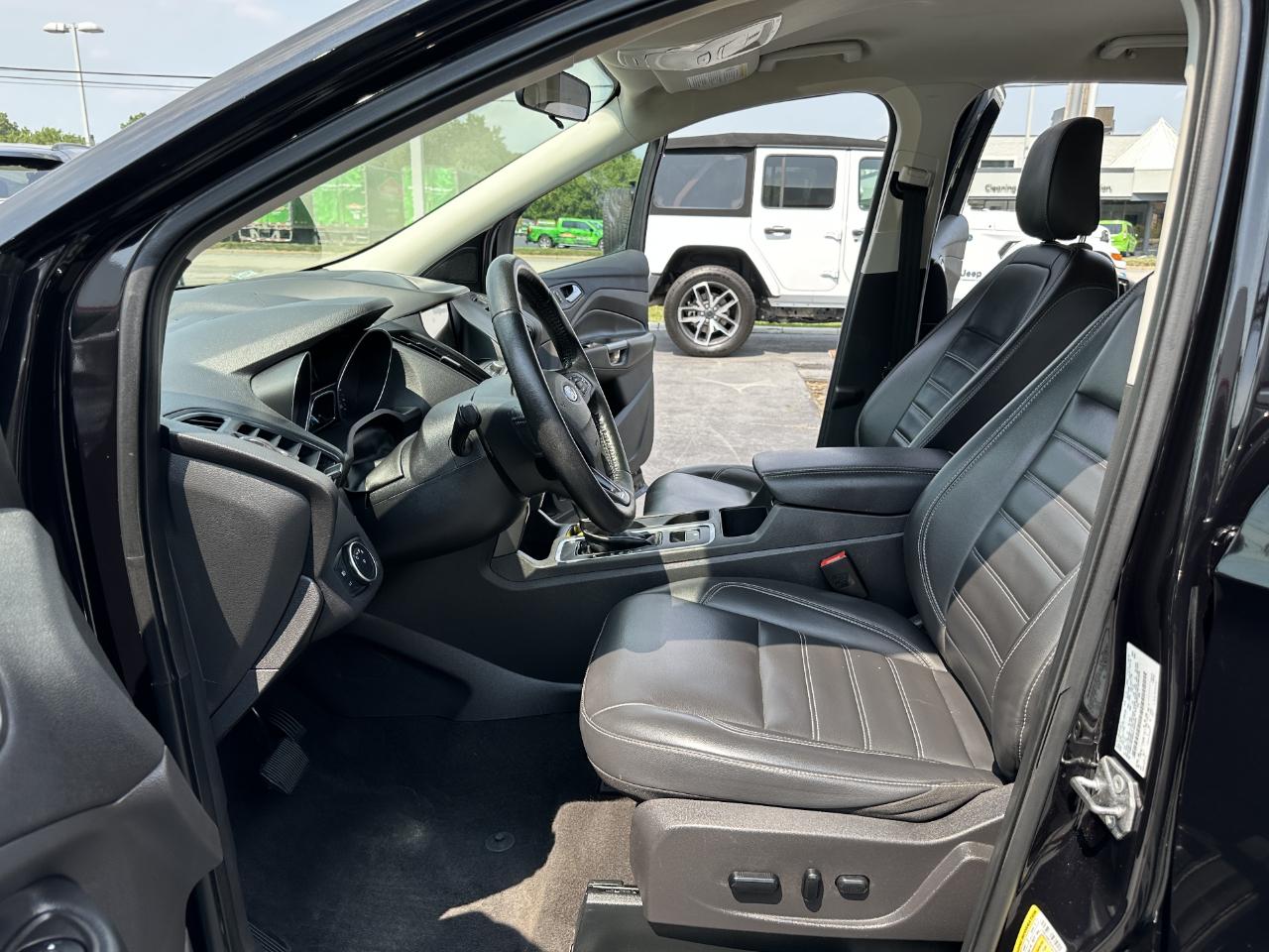 Ford Escape SEL 4WD 2019
