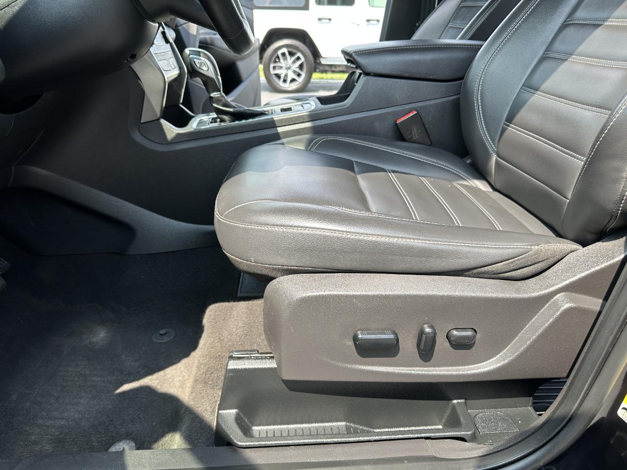 Ford Escape SEL 4WD 2019