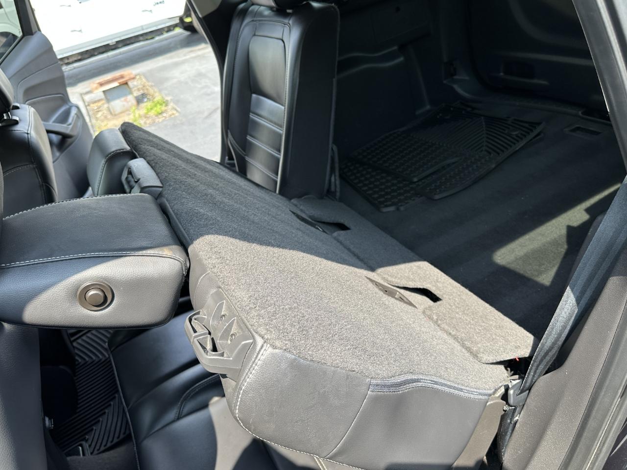 Ford Escape SEL 4WD 2019