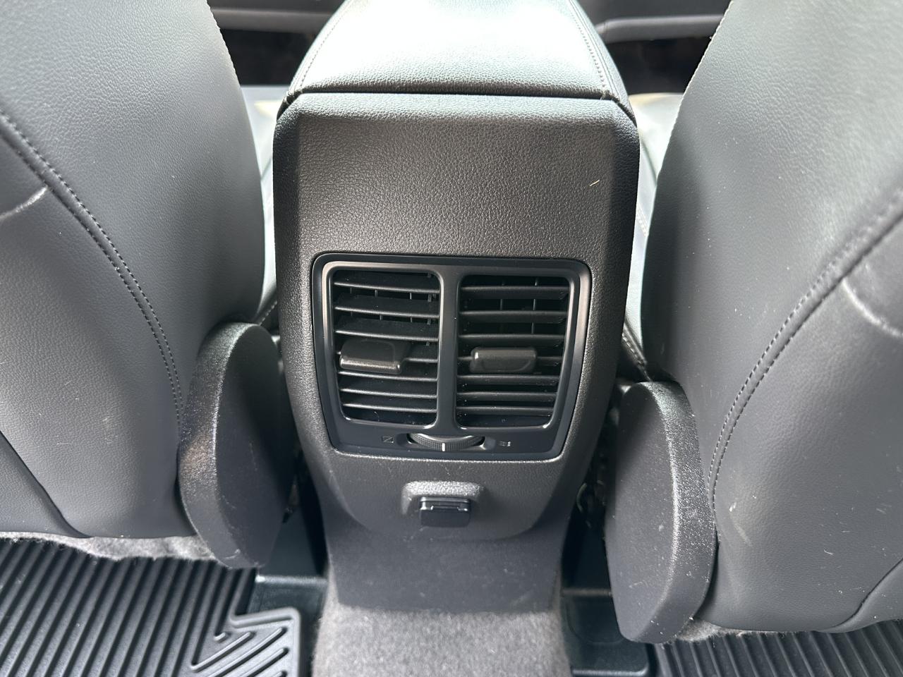 Ford Escape SEL 4WD 2019