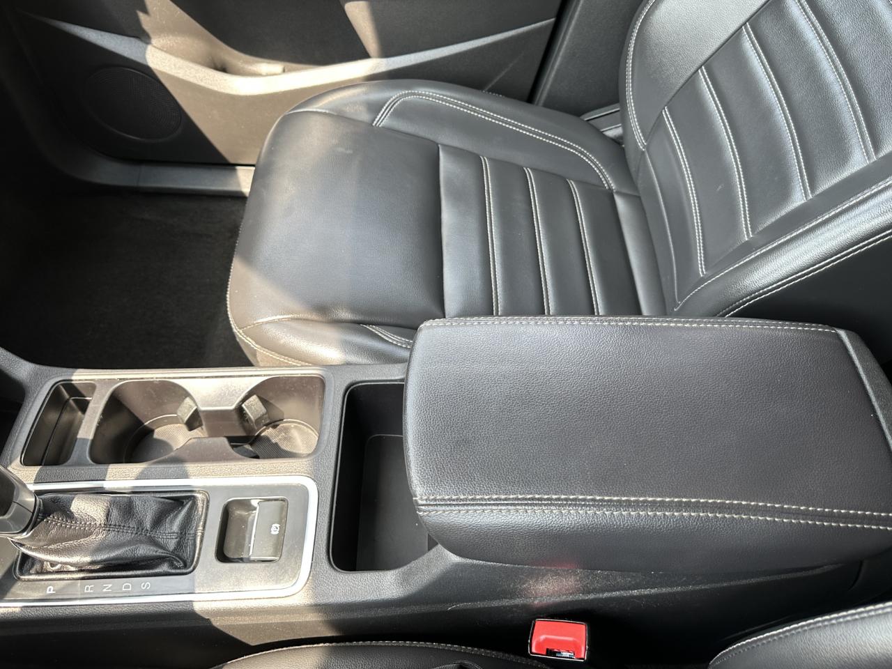 Ford Escape SEL 4WD 2019