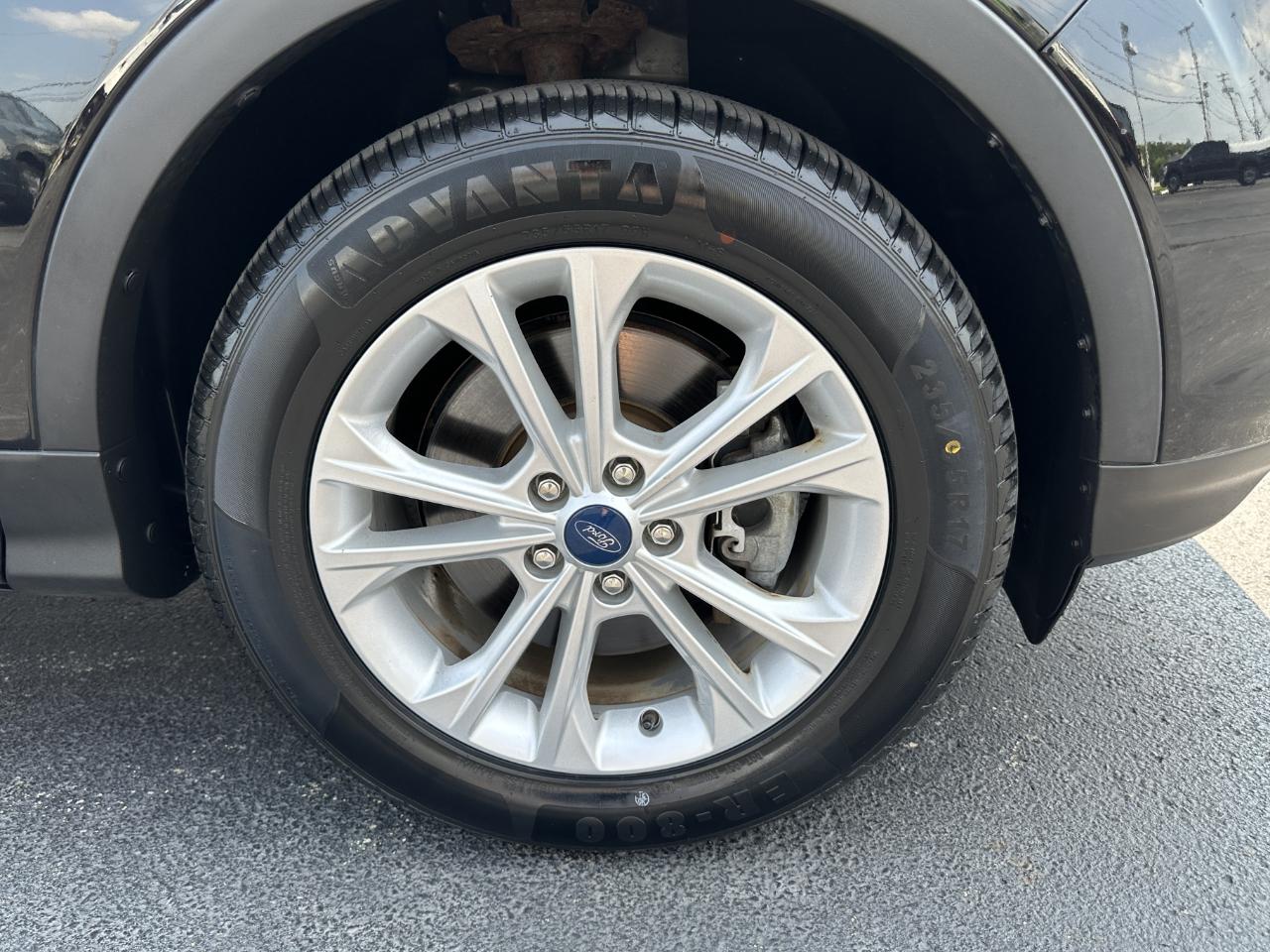 Ford Escape SEL 4WD 2019