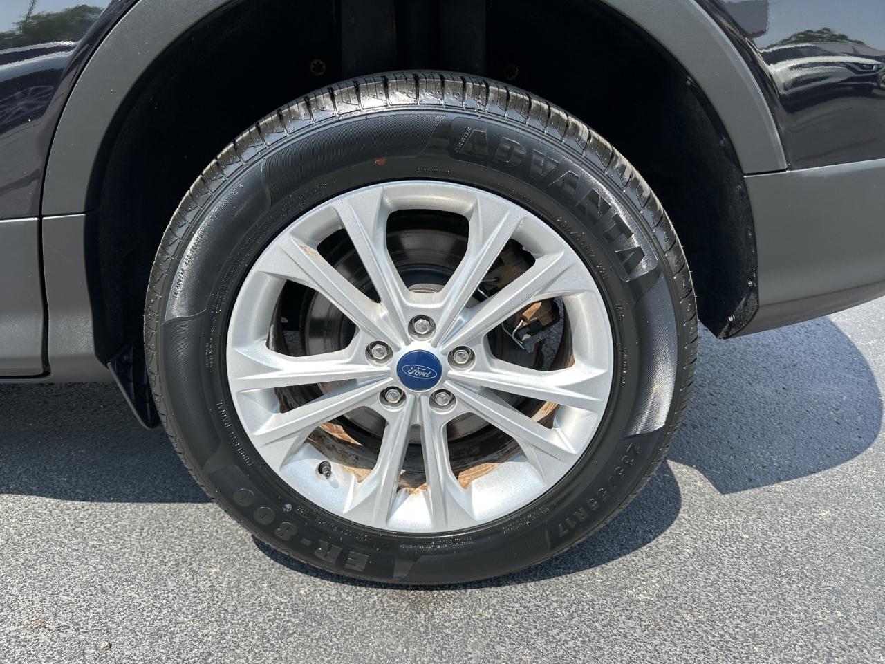 Ford Escape SEL 4WD 2019