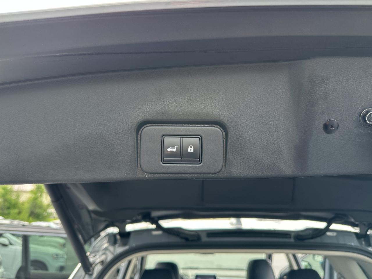Nissan Rogue SL FWD 2021