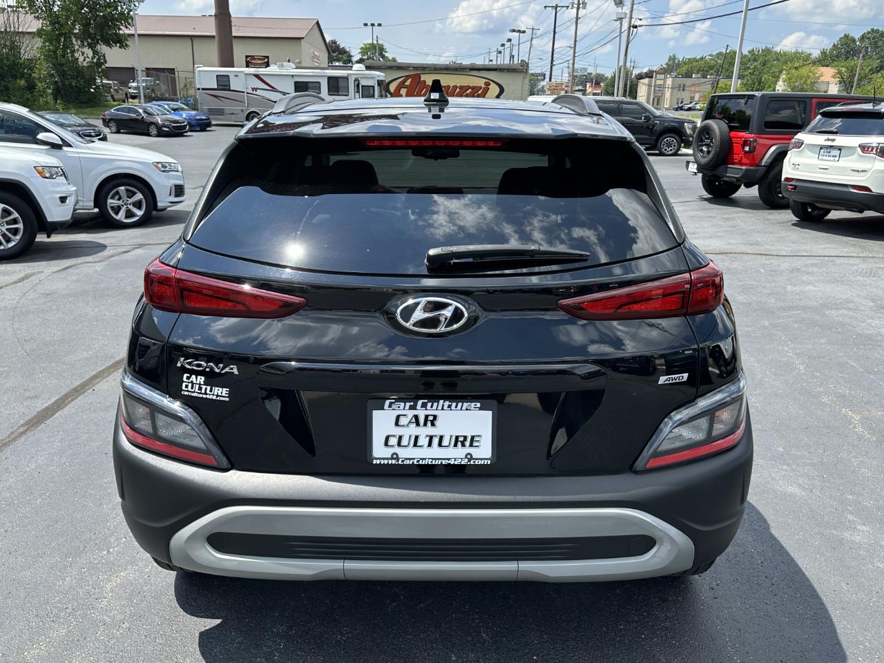 Hyundai Kona SEL AWD 2023