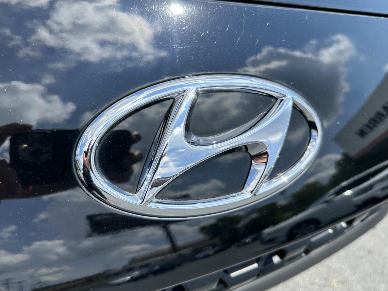 Hyundai Kona SEL AWD 2023