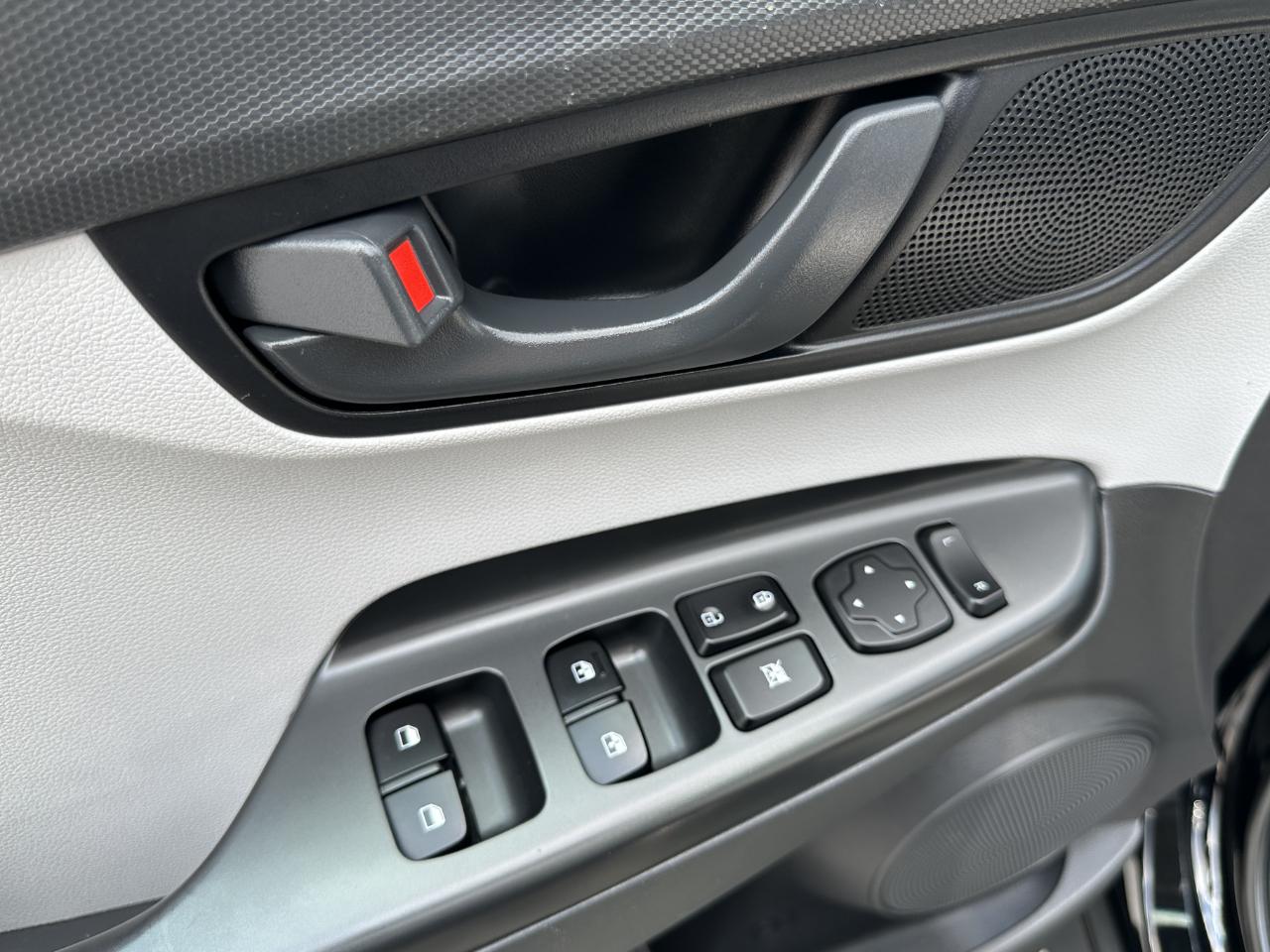 Hyundai Kona SEL AWD 2023