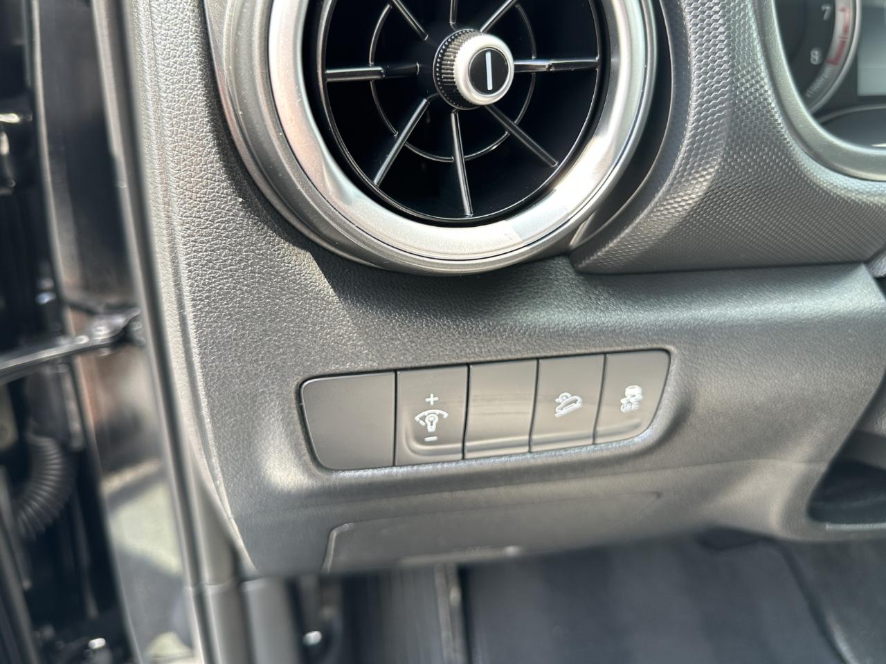 Hyundai Kona SEL AWD 2023