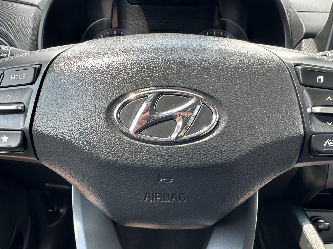 Hyundai Kona SEL AWD 2023