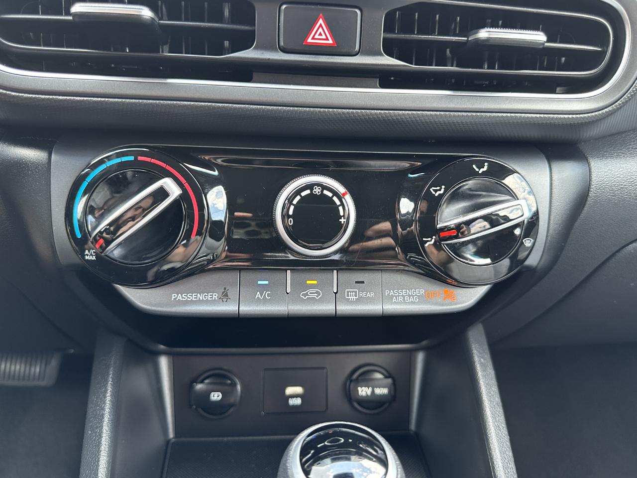 Hyundai Kona SEL AWD 2023