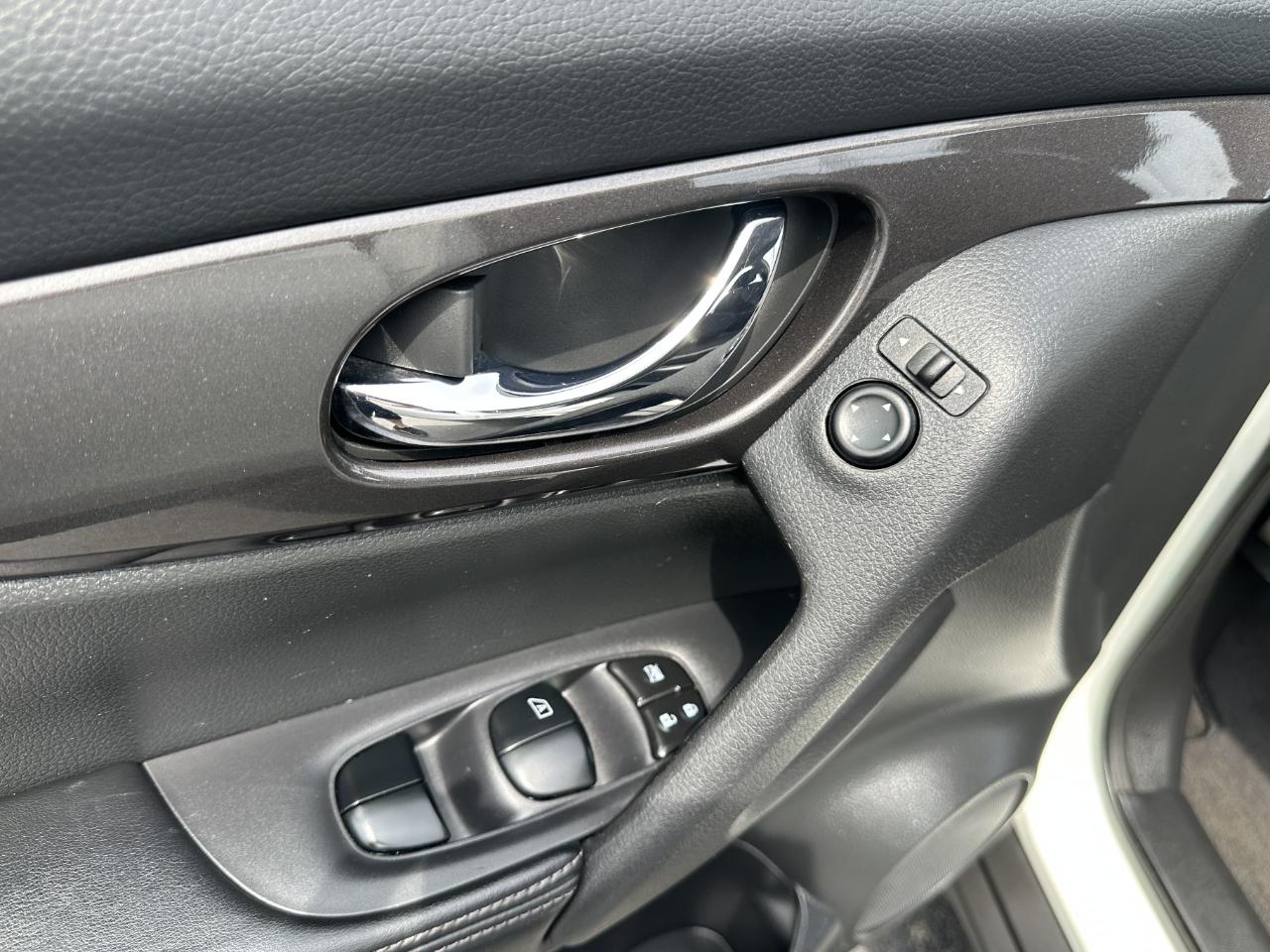 Nissan Rogue S AWD 2019
