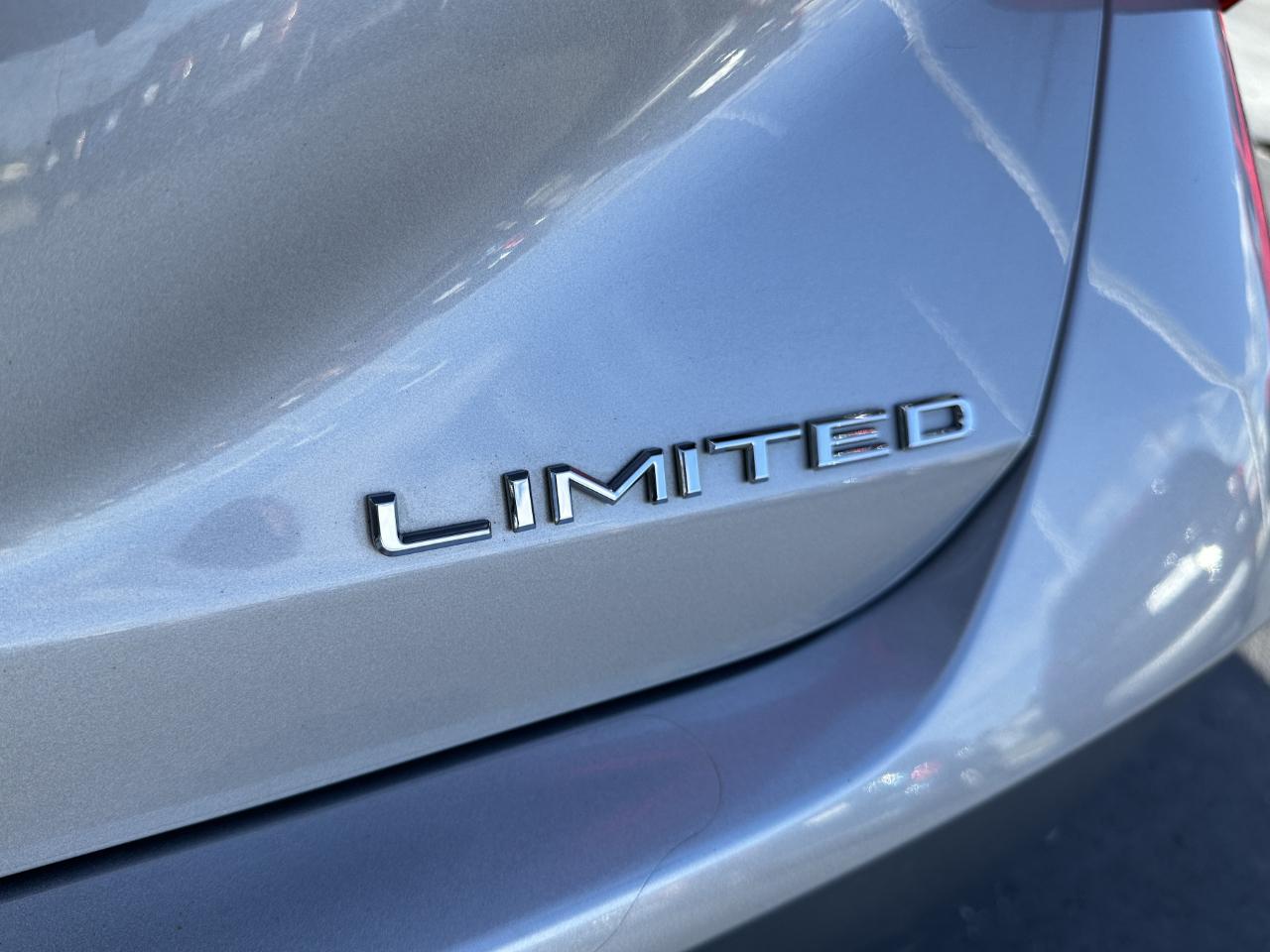 Toyota Avalon Limited 2019