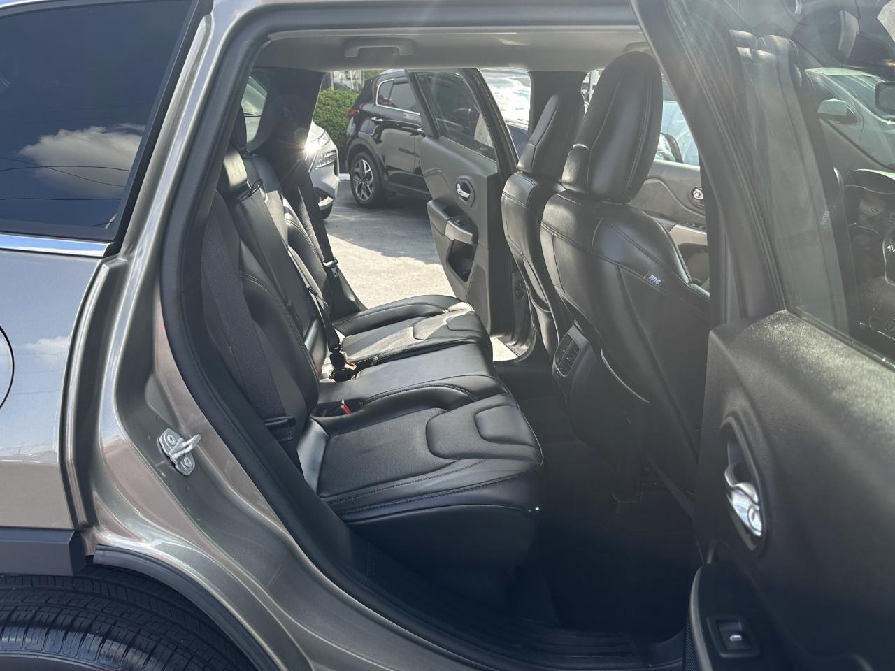 Jeep Cherokee Latitude Lux 4x4 2021