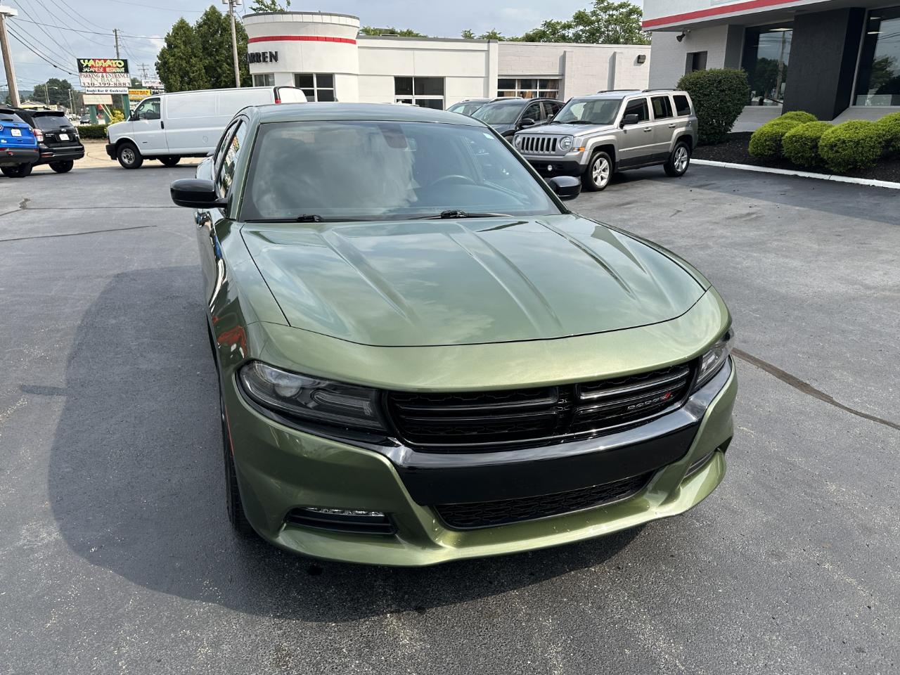 Dodge Charger 4dr Sdn SXT Plus AWD 2020