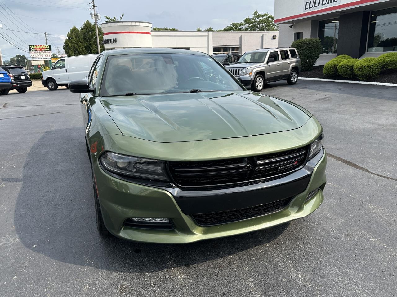 Dodge Charger 4dr Sdn SXT Plus AWD 2020