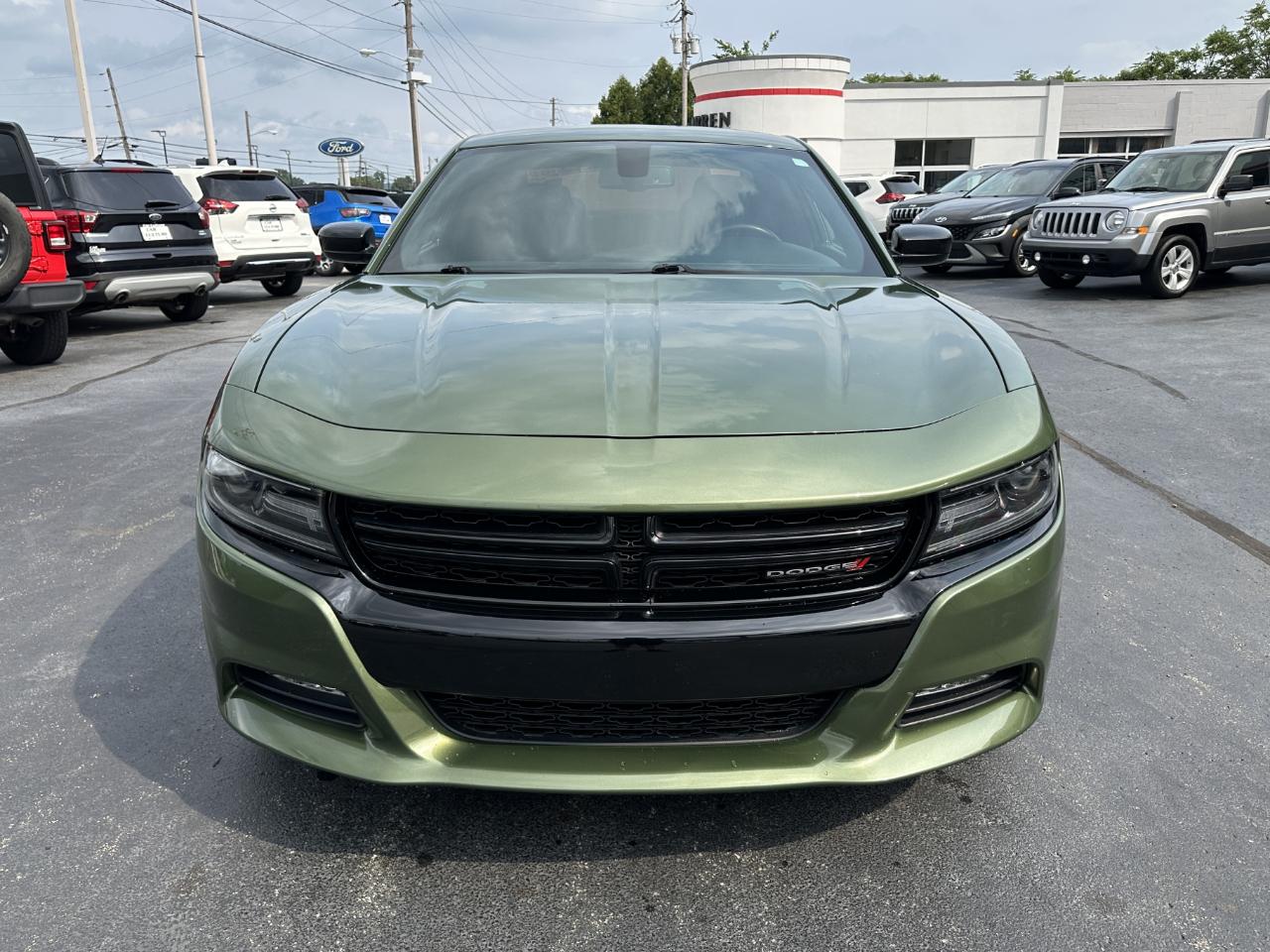 Dodge Charger 4dr Sdn SXT Plus AWD 2020