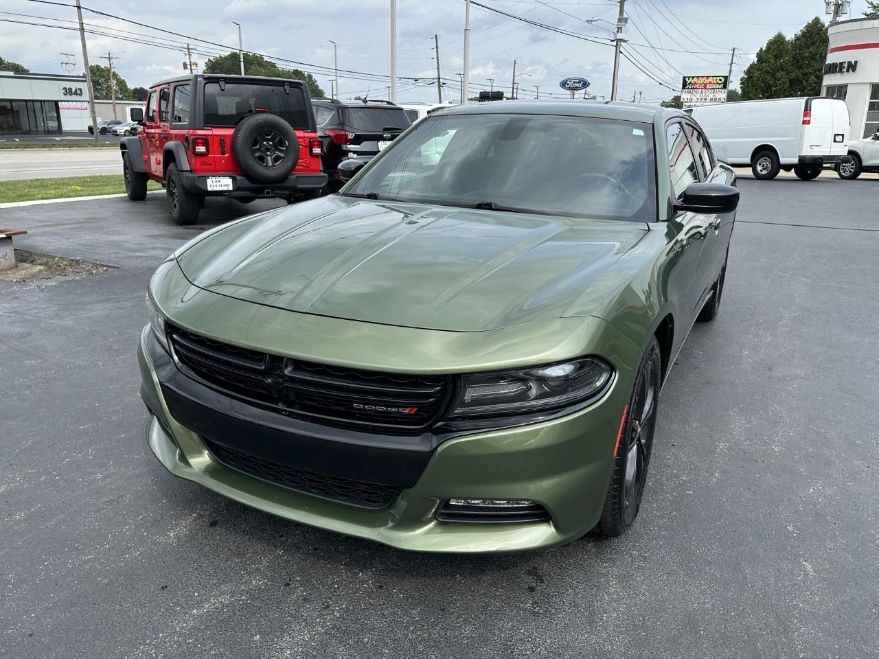 Dodge Charger 4dr Sdn SXT Plus AWD 2020