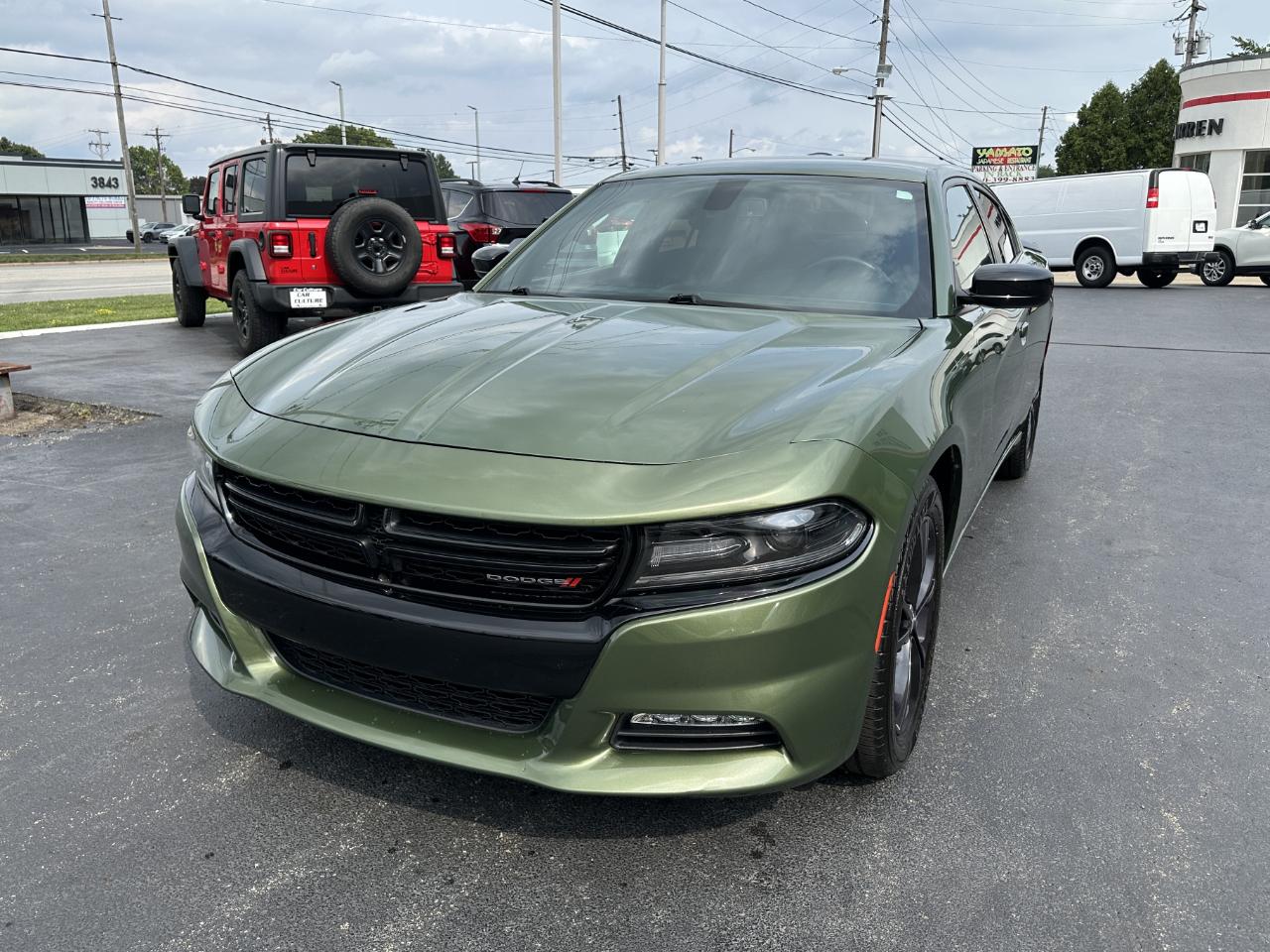Dodge Charger 4dr Sdn SXT Plus AWD 2020