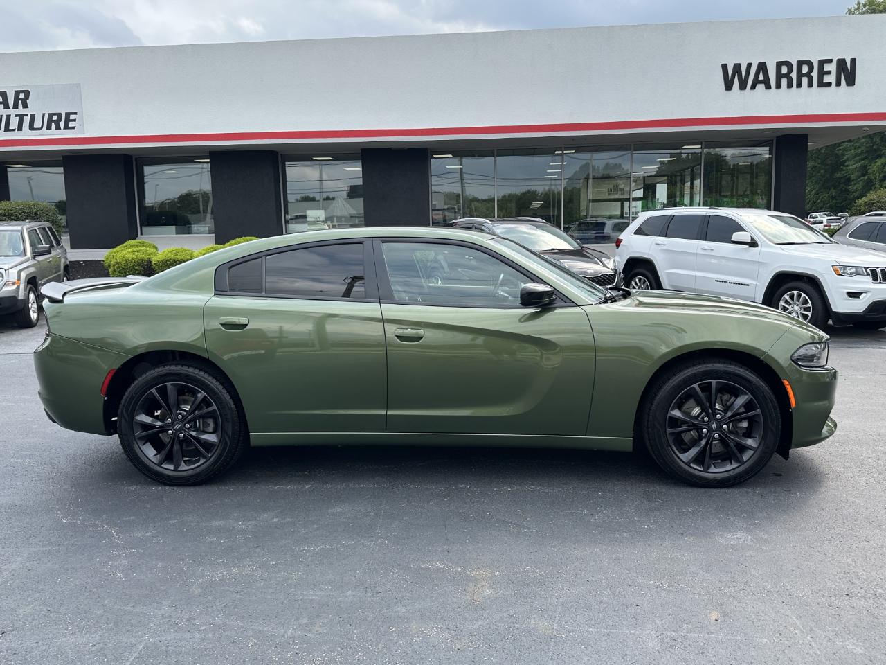 Dodge Charger 4dr Sdn SXT Plus AWD 2020