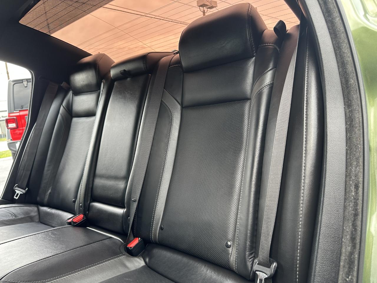 Dodge Charger 4dr Sdn SXT Plus AWD 2020