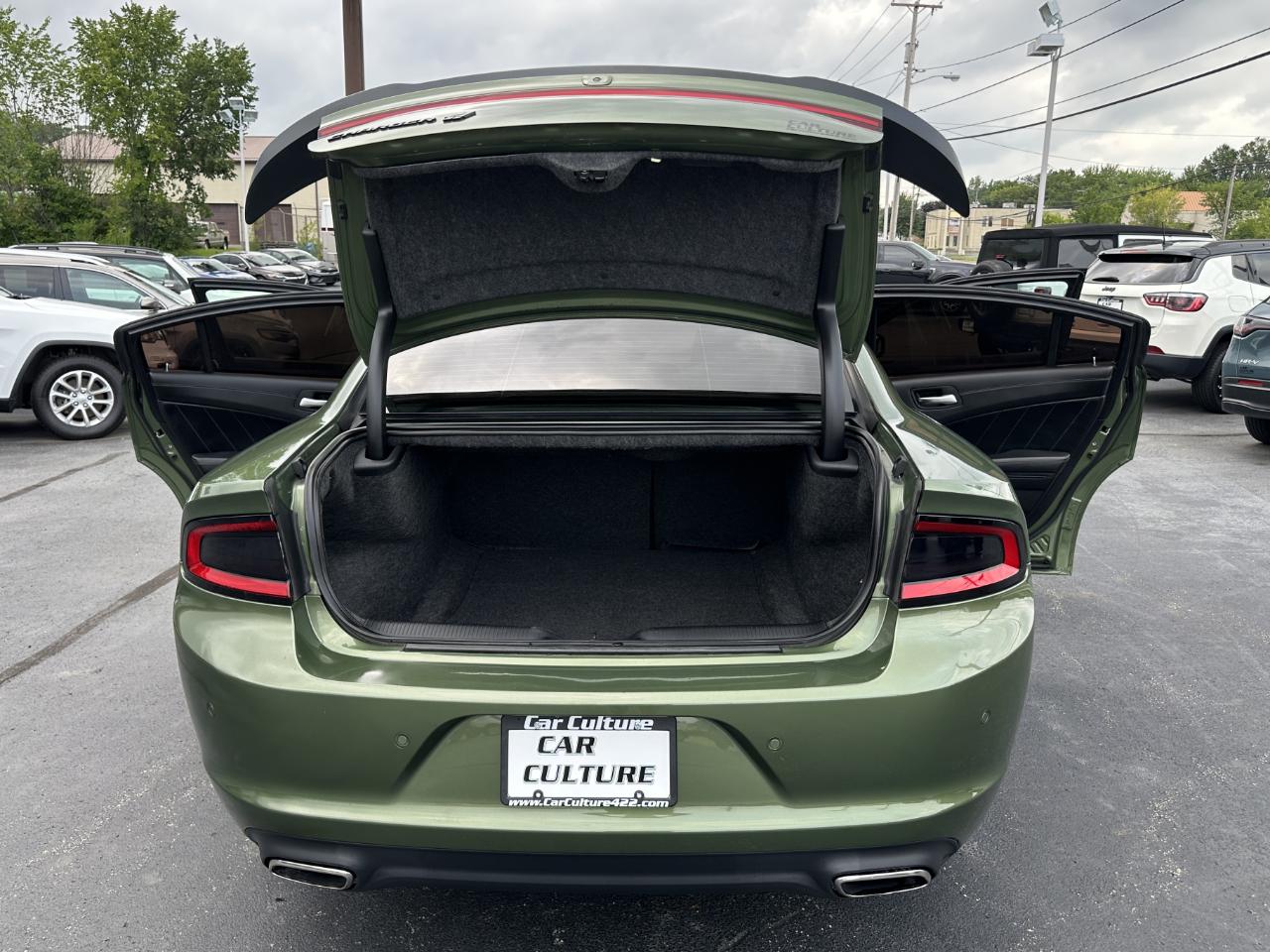 Dodge Charger 4dr Sdn SXT Plus AWD 2020
