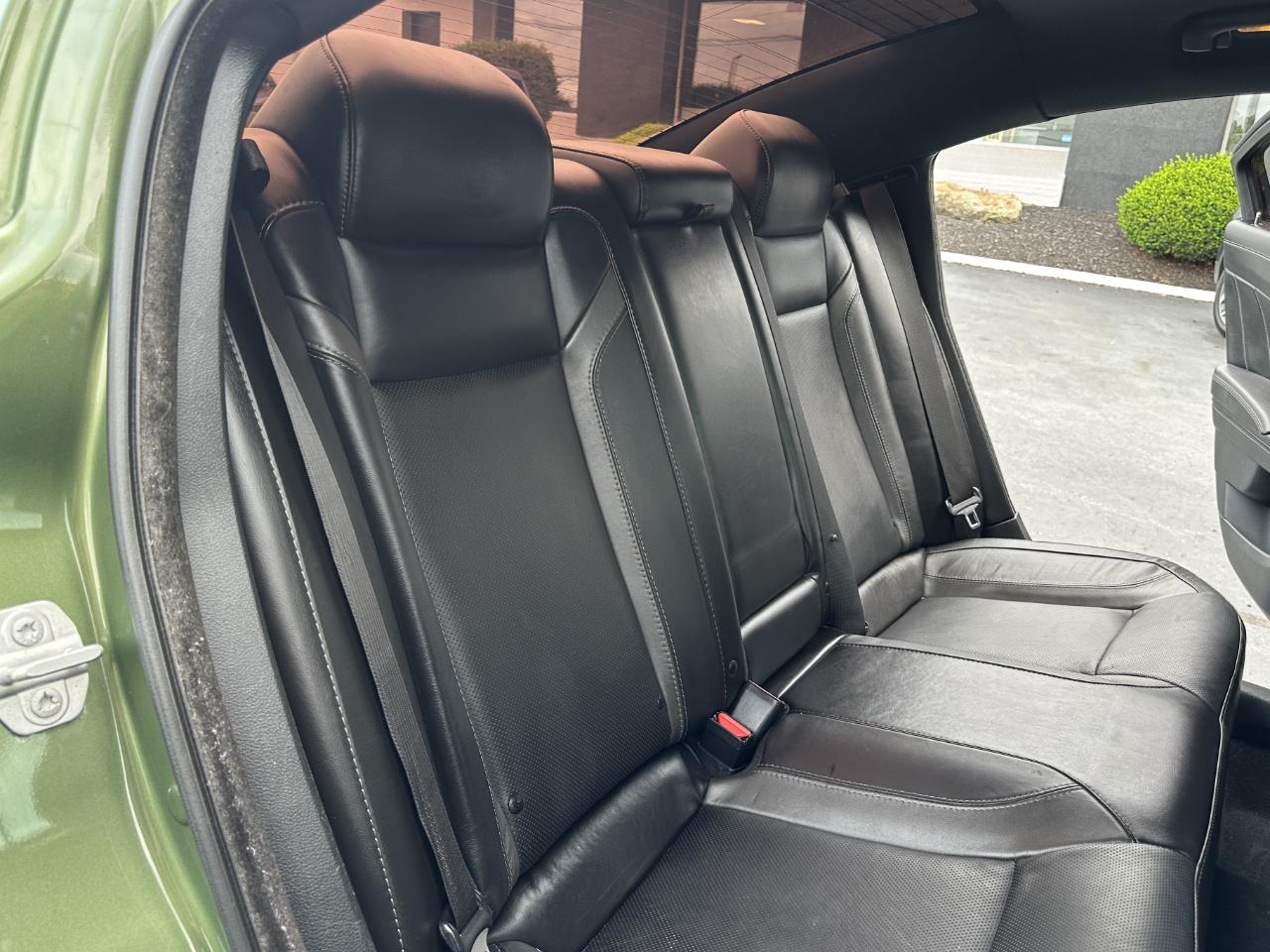 Dodge Charger 4dr Sdn SXT Plus AWD 2020