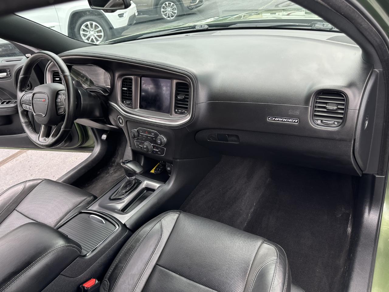 Dodge Charger 4dr Sdn SXT Plus AWD 2020