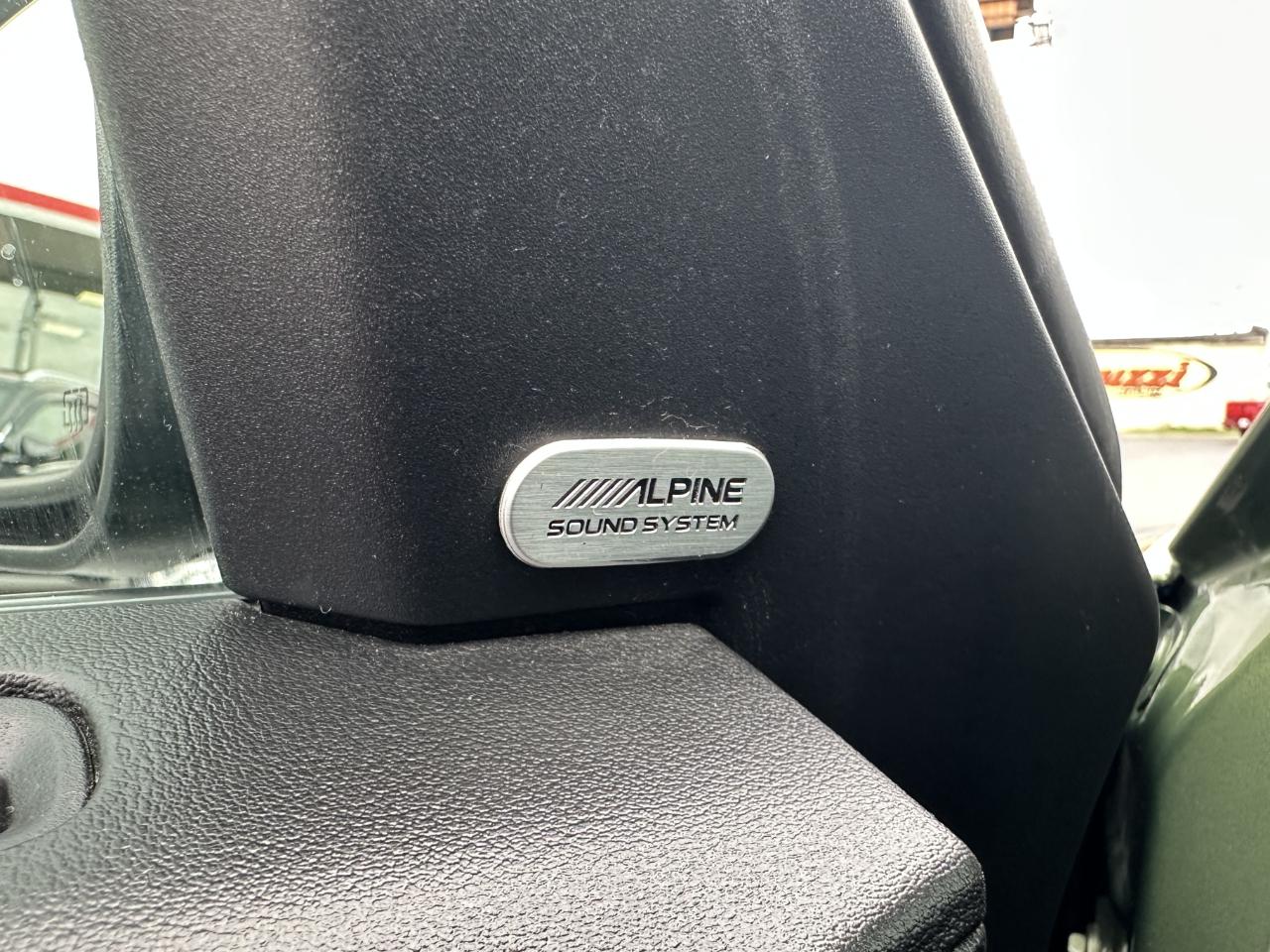 Dodge Charger 4dr Sdn SXT Plus AWD 2020