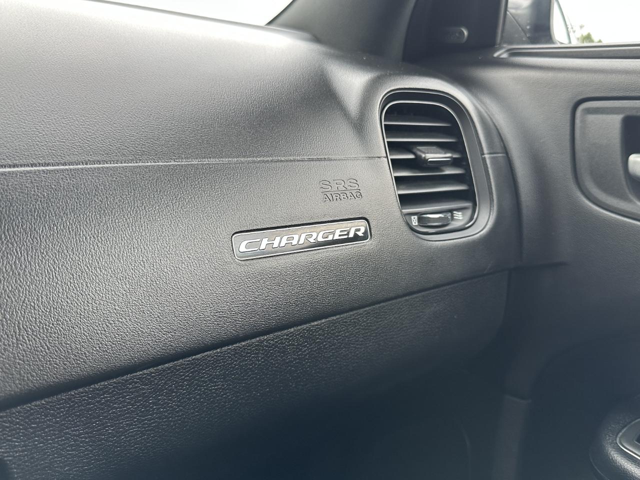 Dodge Charger 4dr Sdn SXT Plus AWD 2020