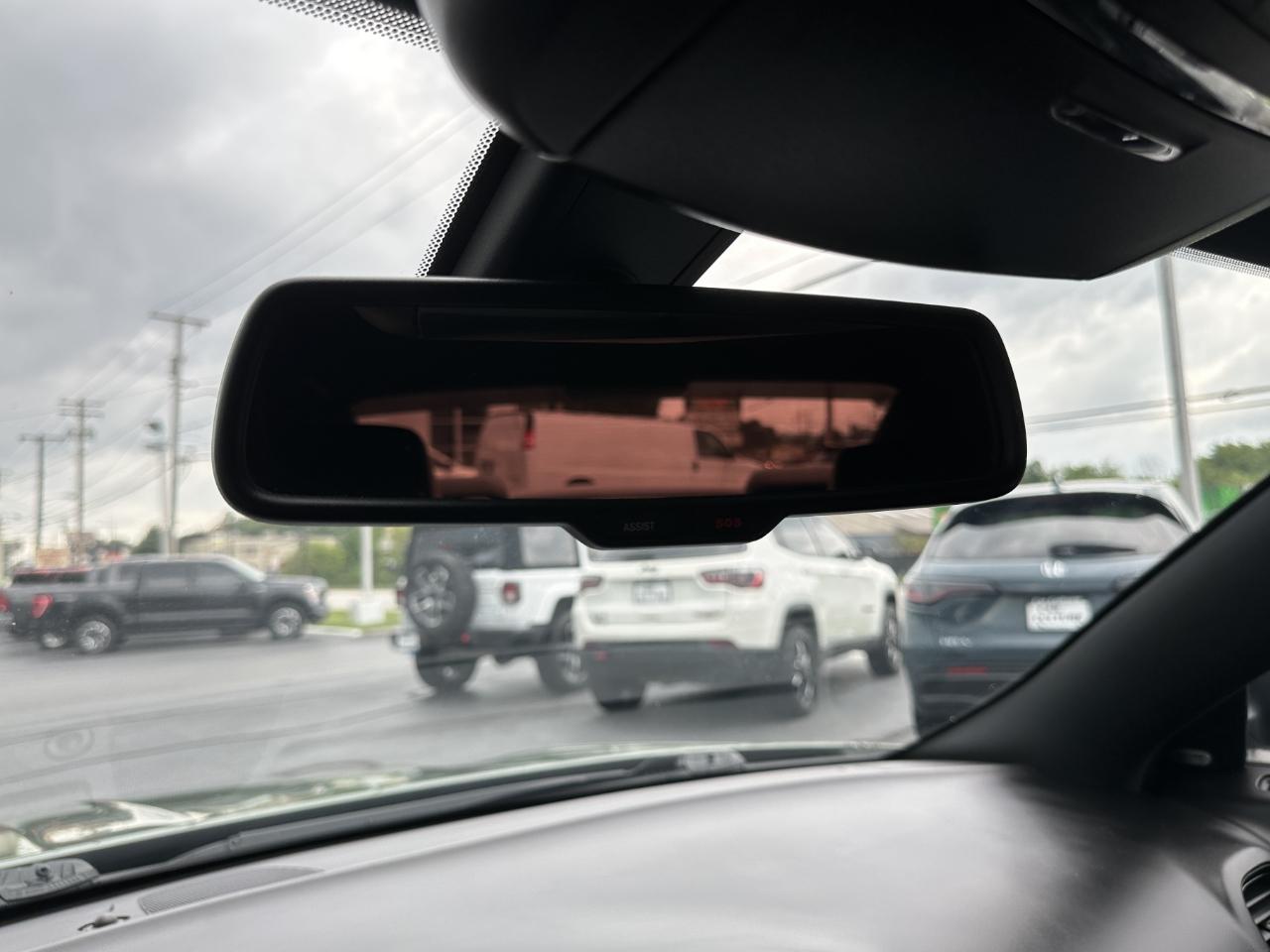Dodge Charger 4dr Sdn SXT Plus AWD 2020