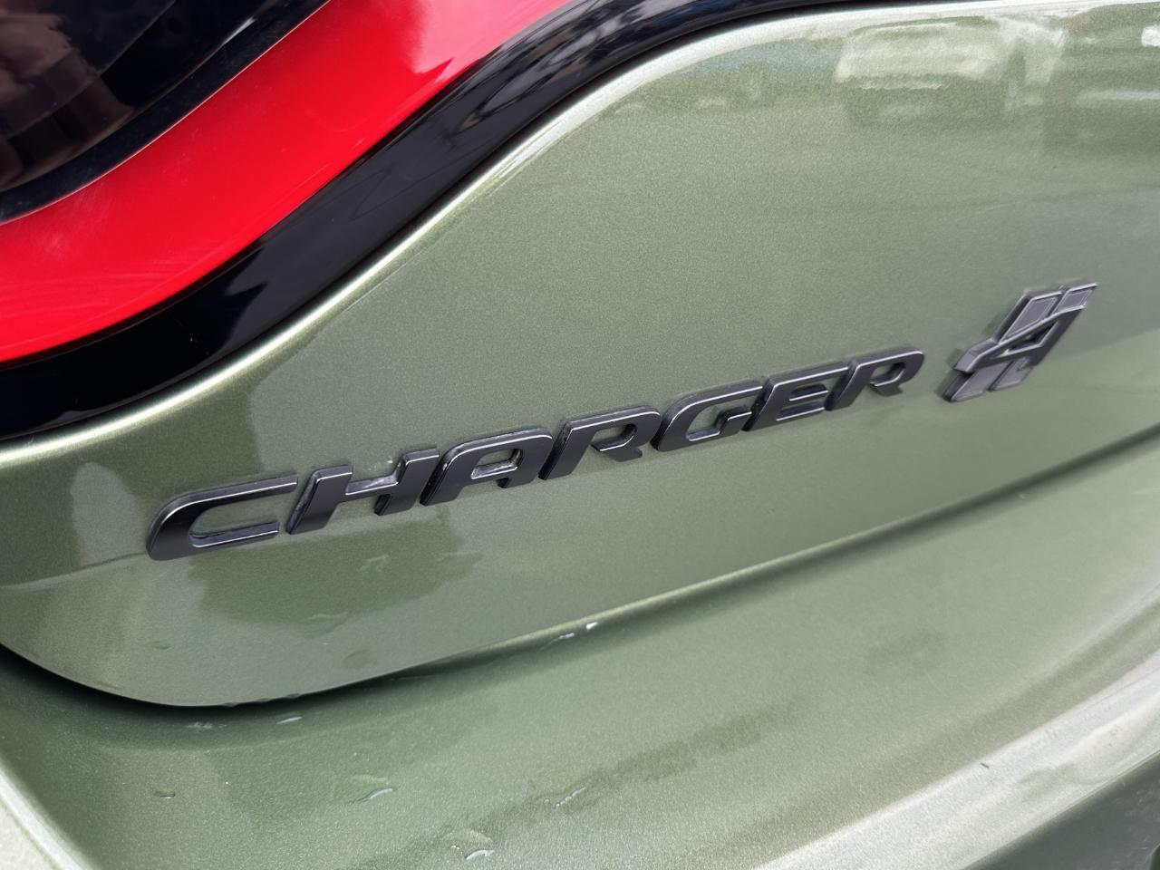 Dodge Charger 4dr Sdn SXT Plus AWD 2020