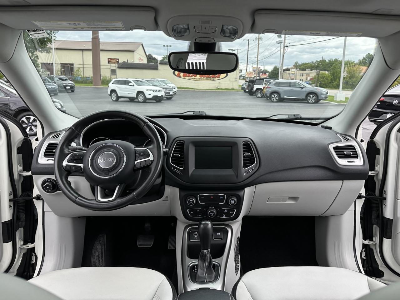 Jeep Compass Latitude FWD 2018