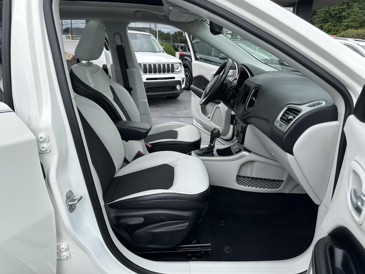 Jeep Compass Latitude FWD 2018