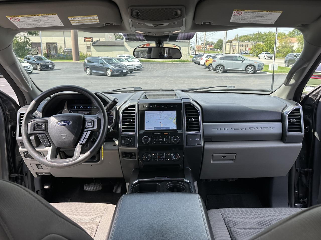 Ford F-350 SD XLT Crew Cab 4WD 2022