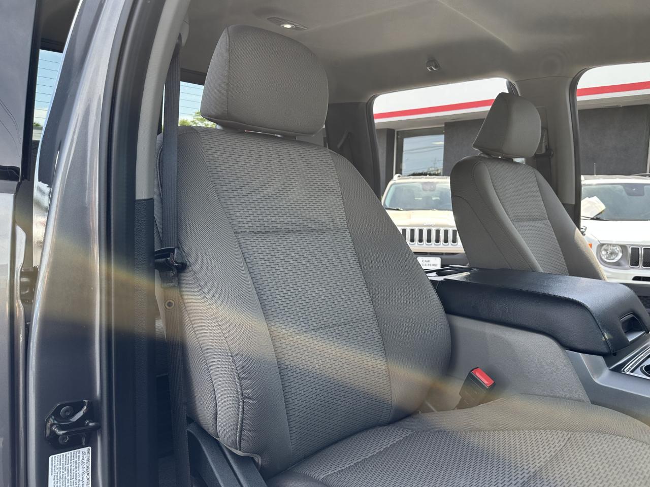 Ford F-350 SD XLT Crew Cab 4WD 2022