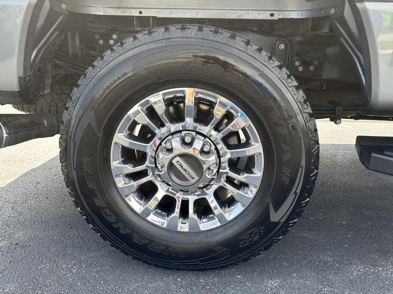 Ford F-350 SD XLT Crew Cab 4WD 2022