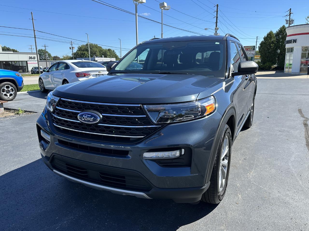 Ford Explorer 4dr XLT 4WD 2022