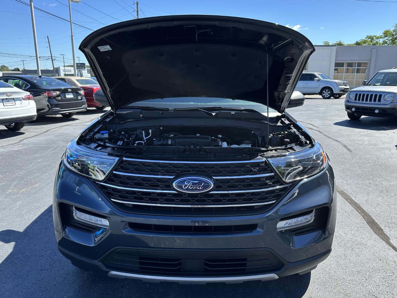 Ford Explorer 4dr XLT 4WD 2022