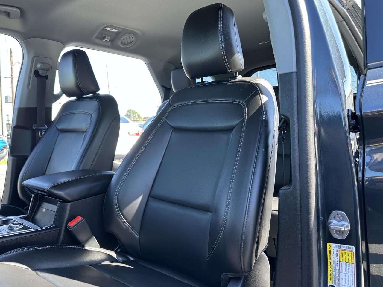 Ford Explorer 4dr XLT 4WD 2022