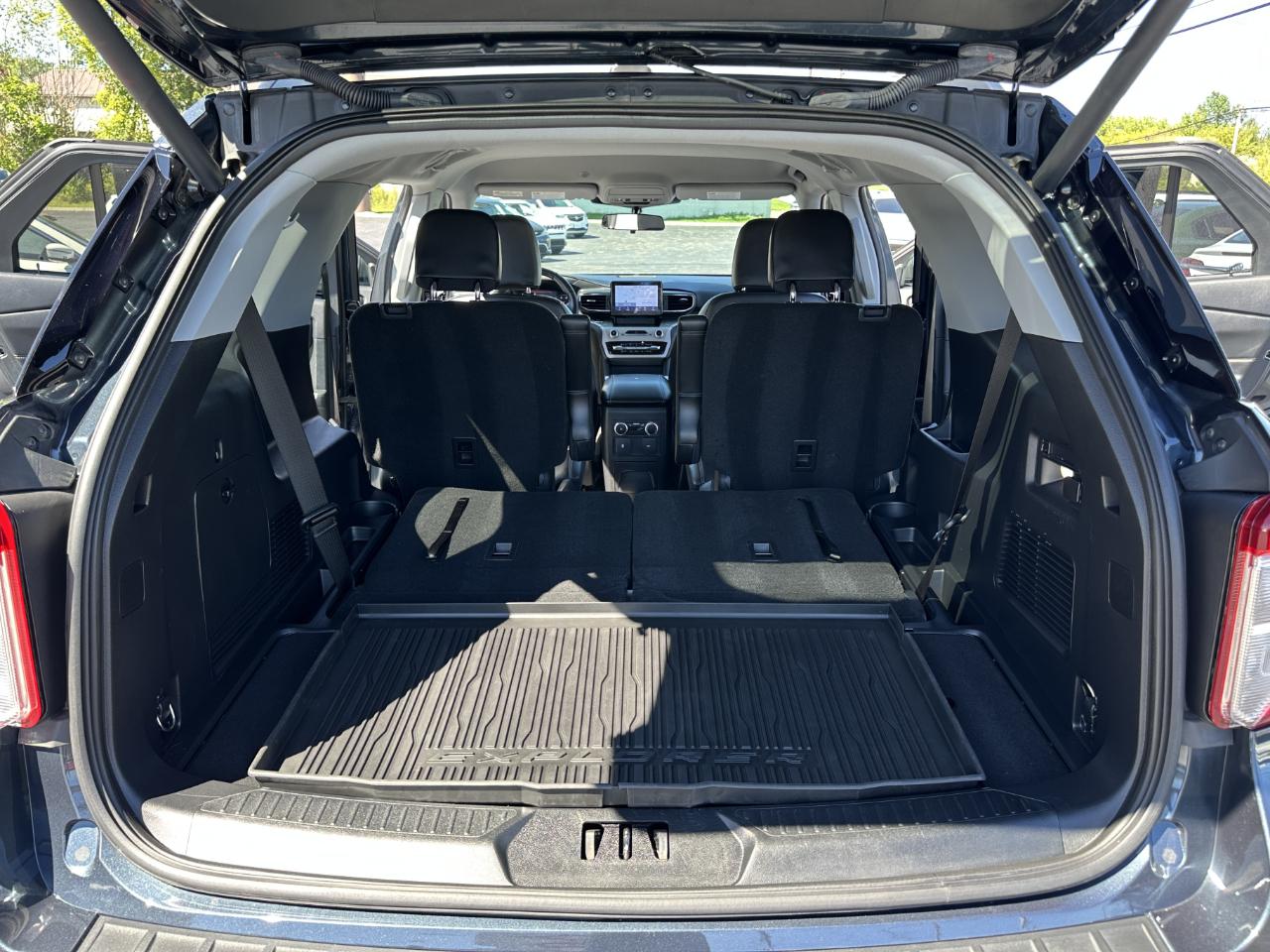 Ford Explorer 4dr XLT 4WD 2022