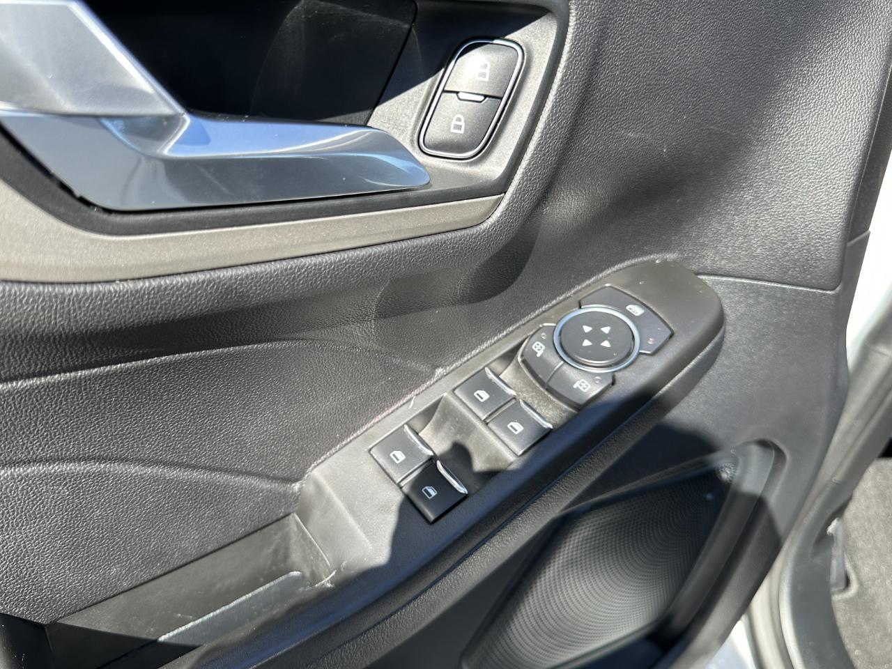 Ford Escape SE AWD 2021