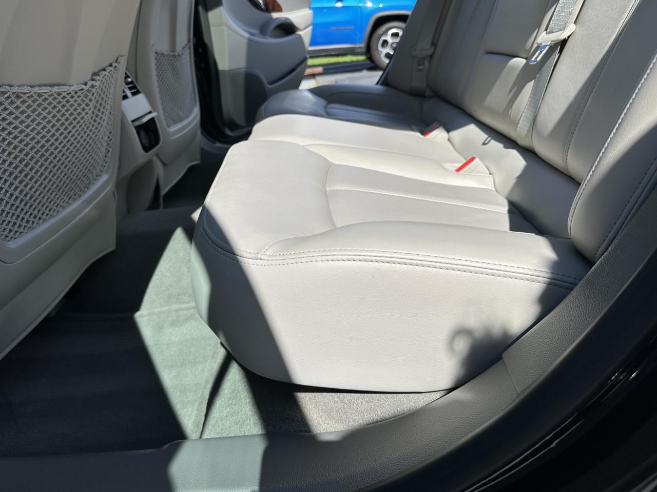 Buick LaCrosse 4D Sedan 2012